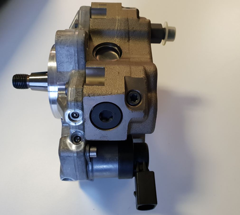 High Pressure Diesel Pump 0986437323 Bosch Fuel Common Rail 13517787199